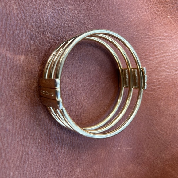 Vintage Givenchy gold cuff. - Picture 9 of 9